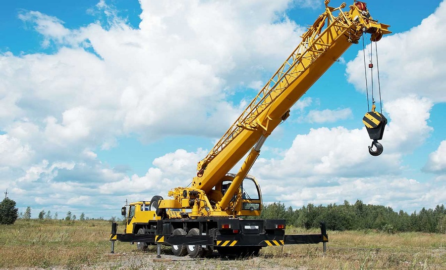 Service Provider of CRANE FOR HIRE NEAR ME in Lakhimpur, Uttar Pradesh, India.