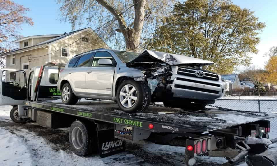 JUNK CAR TOWING Images 